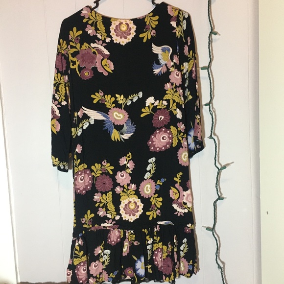 Villa Clothes Mod Inspired 70s Floral Dress - Picture 6 of 6